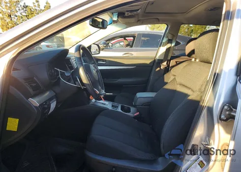 2012 Subaru Outback 3.6R Premium z USA, uszkodzony, nr VIN 4S4BRDHC1C2238643